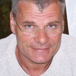 Illustration du profil de Yves Chabert